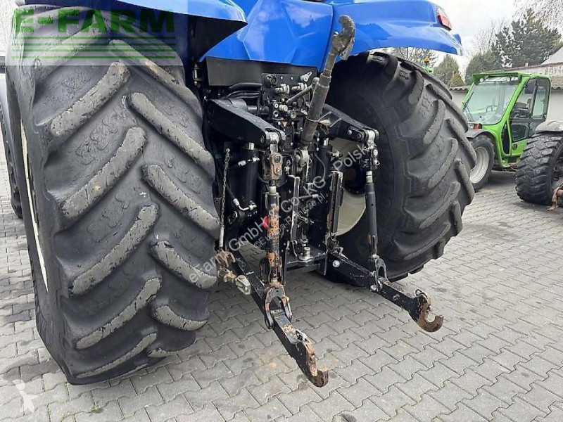 Traktor New Holland  t8.330 ultra command