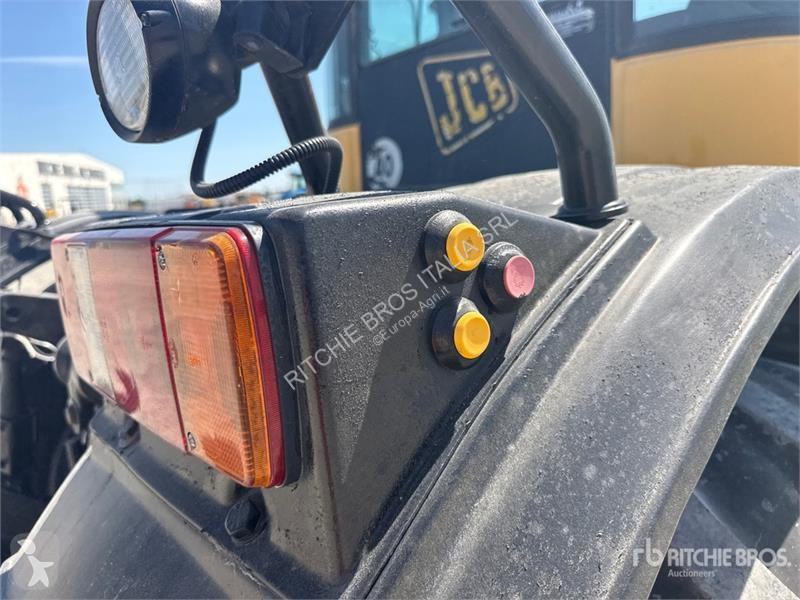 Сільськогосподарський трактор JCB 3190 4WD Tractor