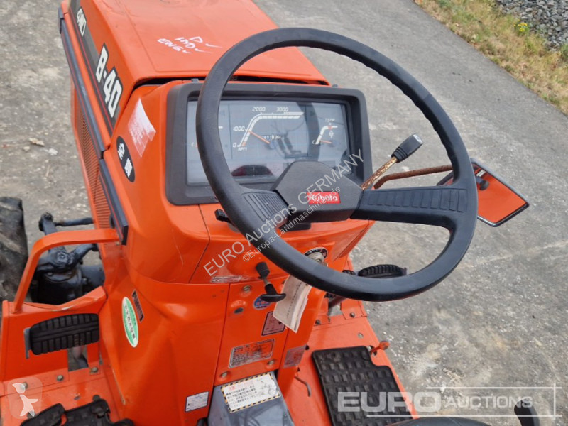 Трактор Kubota B40