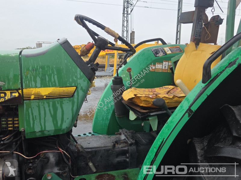 Сільськогосподарський трактор John Deere 5400