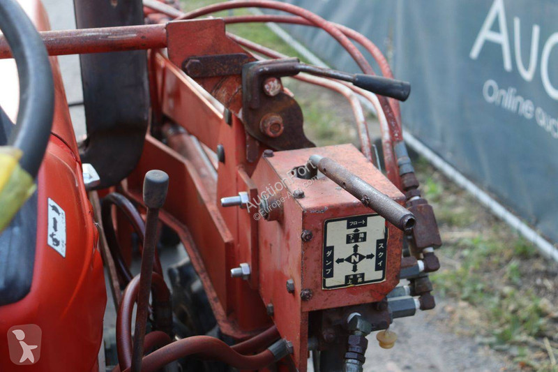 جرار زراعي Yanmar YM1802D