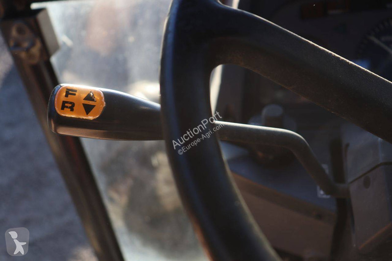 جرار زراعي Hinomoto NX320