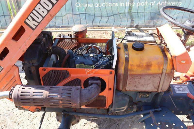 Tractor Kubota B6001