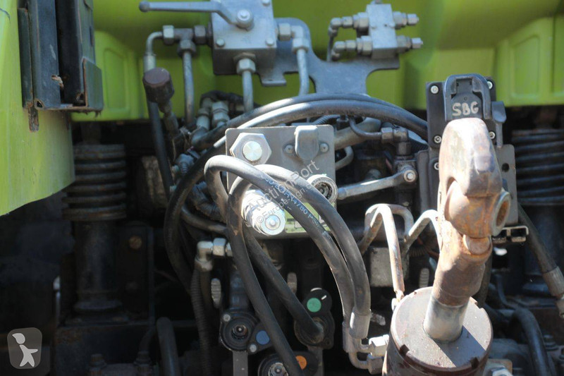 Tracteur agricole Claas Axion 930