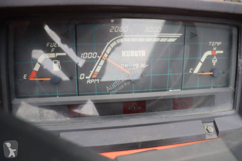Сільськогосподарський трактор Kubota B1-14 Bulltra