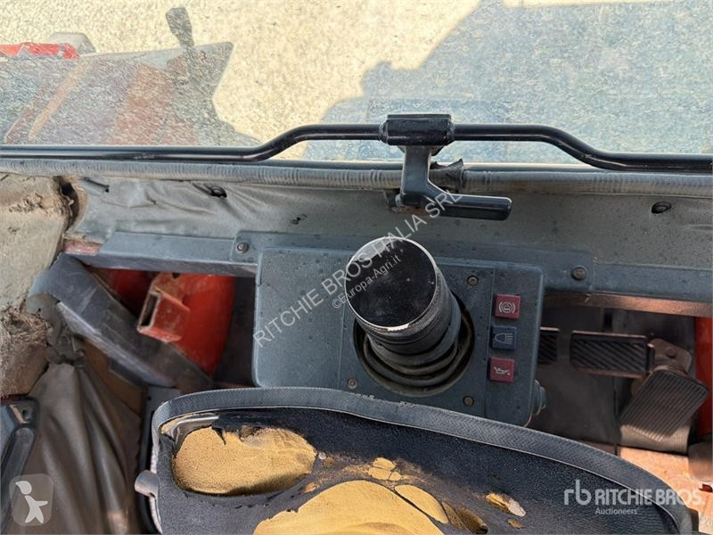 Сільськогосподарський трактор Fiat 82-94 DT 4WD...