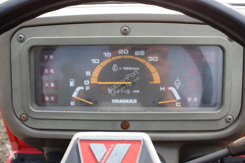 Сільськогосподарський трактор Yanmar F-6