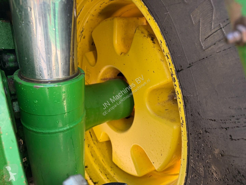 Tractor John Deere 8230 PowerShift - NO TLS