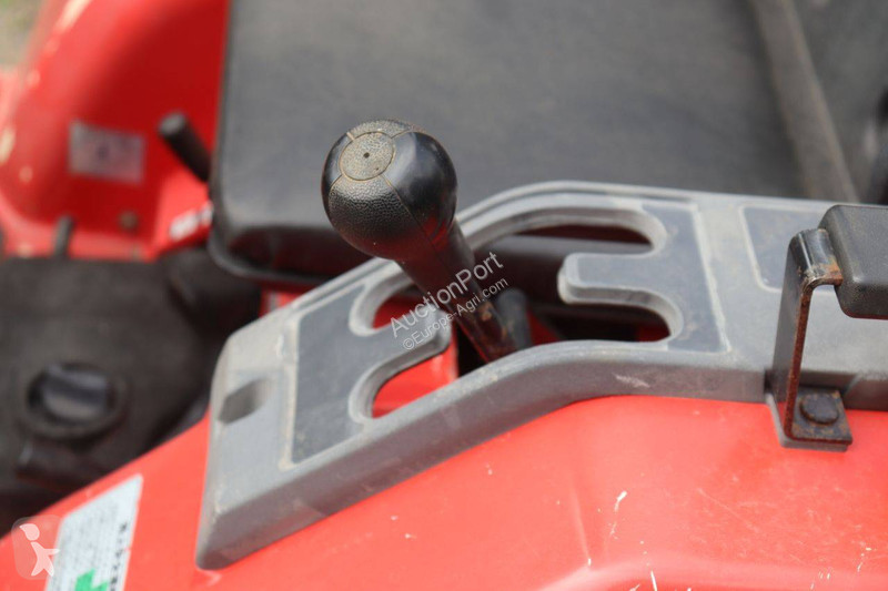 Mitsubishi MT16 tractor