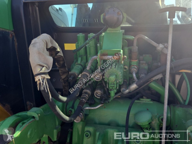 Tractor John Deere 5820