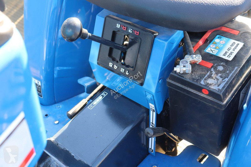 Tractor agrícola Iseki TU1401