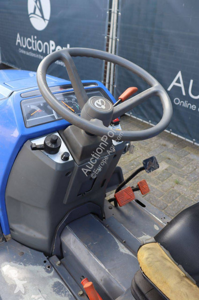 Tractor agrícola Iseki Hydro TM3240 FH