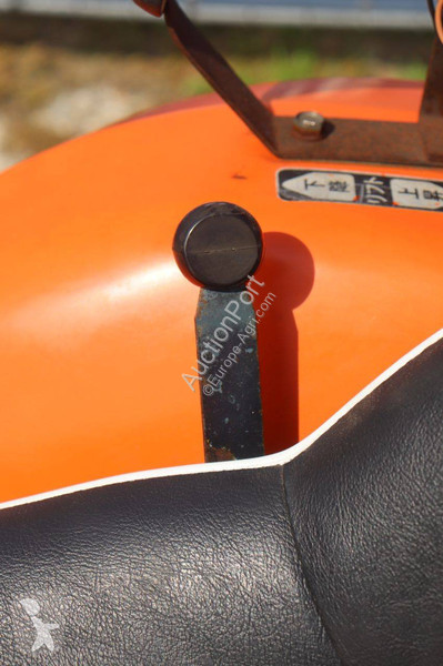 Tracteur agricole Kubota ZB1600