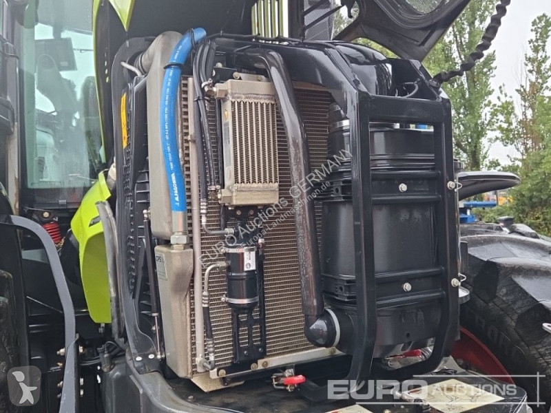 Tracteur agricole Claas Axion 960 CMATIC