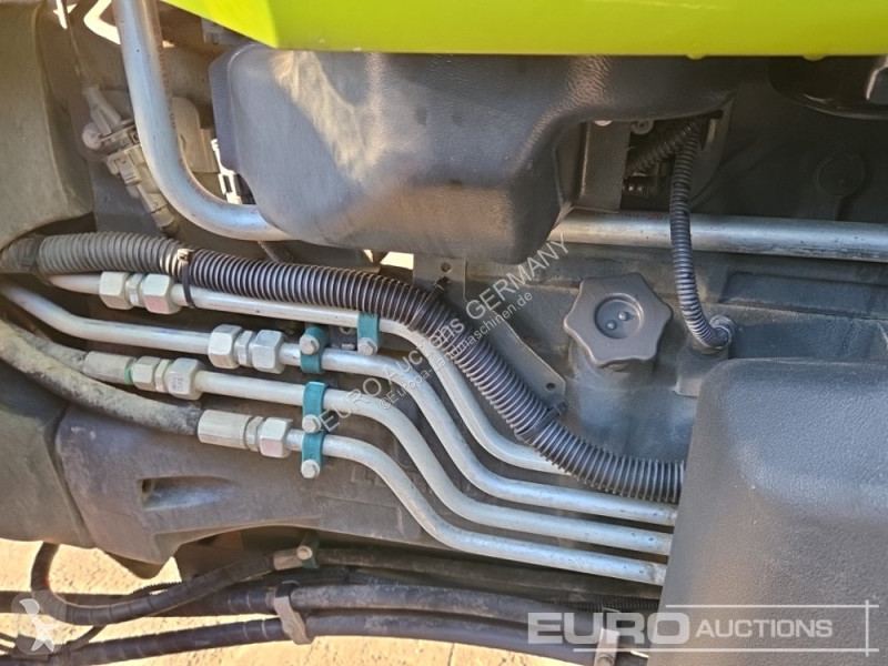 Tracteur agricole Claas Axion 810 CMATIC