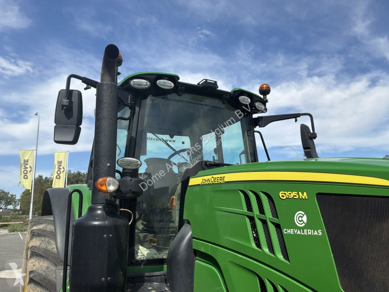 Tracteur agricole John Deere 619