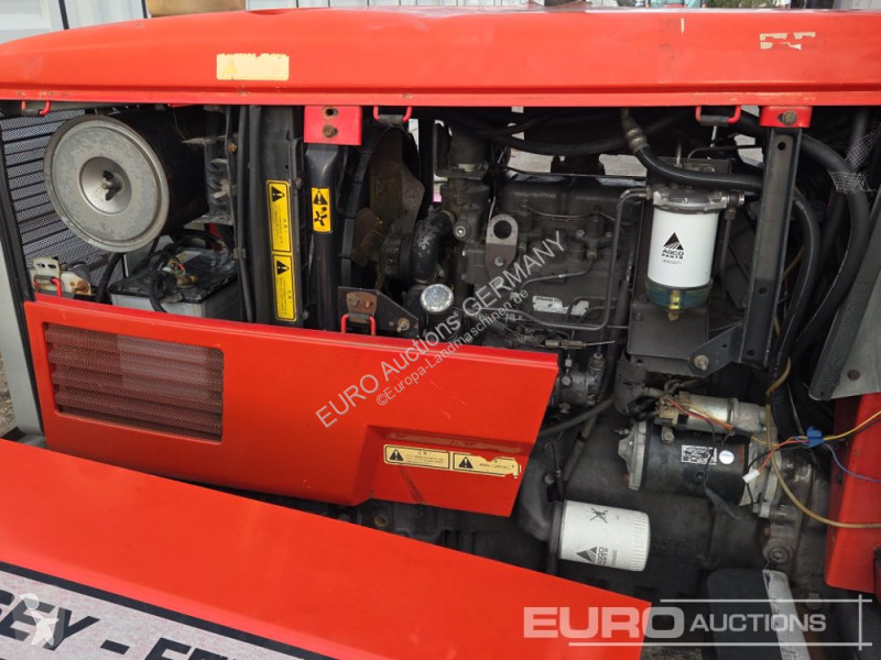 Zemědělský traktor Massey Ferguson 3060