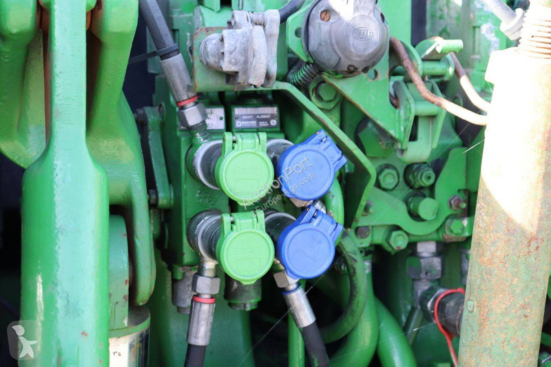 Zemědělský traktor John Deere 6170 R