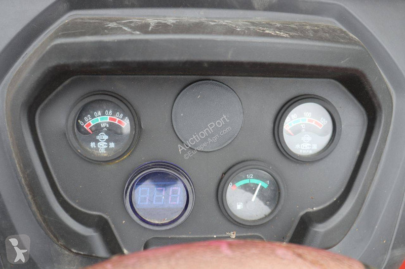 Tractor  504