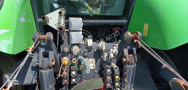 Tracteur agricole Deutz-Fahr