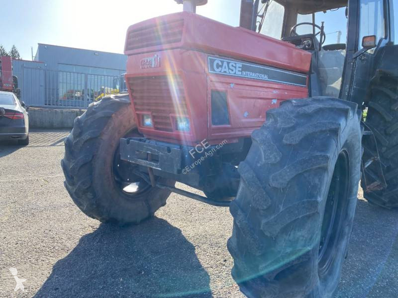 Case IH 1255XL/AXL tractor