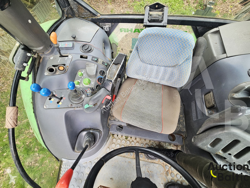 Lantbrukstraktor Deutz-Fahr AGROTRON 200