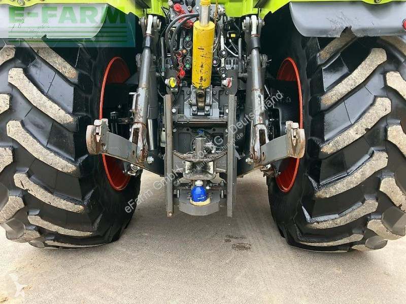 Lantbrukstraktor Claas  axion 920 cmatic - s10 rtk