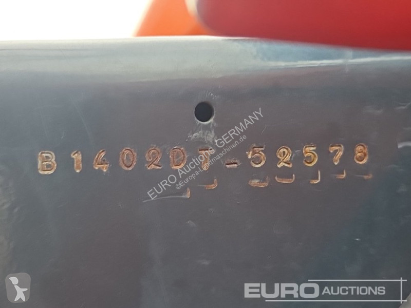 جرار زراعي Kubota B1402DT