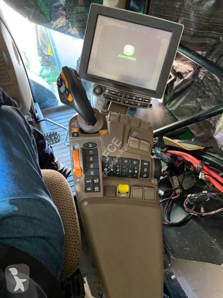 Lantbrukstraktor John Deere 6250R Premium...
