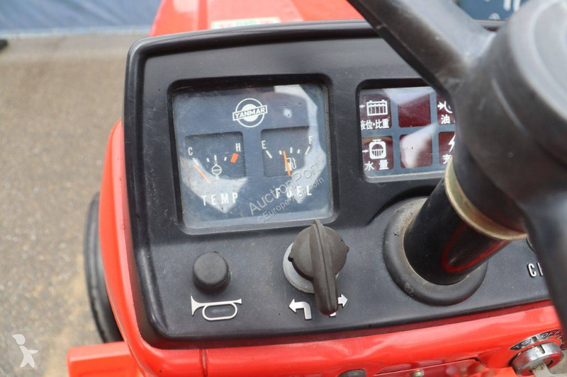 Ciągnik Yanmar YM1610