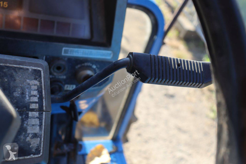 جرار زراعي Iseki TA270F