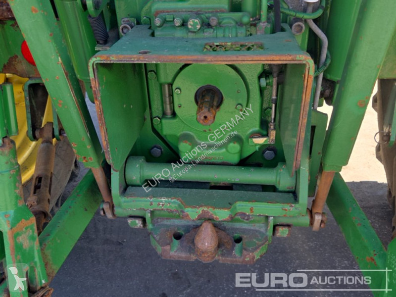 Tractor John Deere 5820