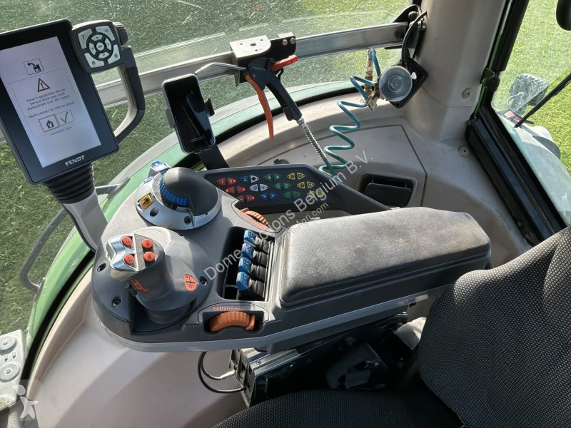 Tracteur agricole Fendt 828 Vario