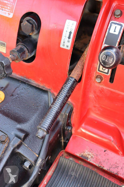 Tractor agrícola Yanmar F24