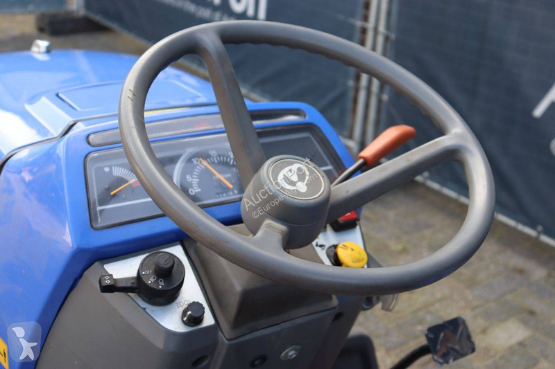 Tractor agrícola Iseki Hydro TM3240 FH