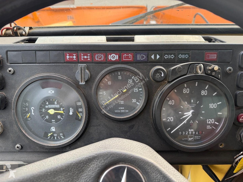 Tracteur agricole Mercedes Unimog U 1000 3-way...