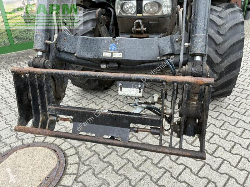 Tractor Case  farmall 105 u