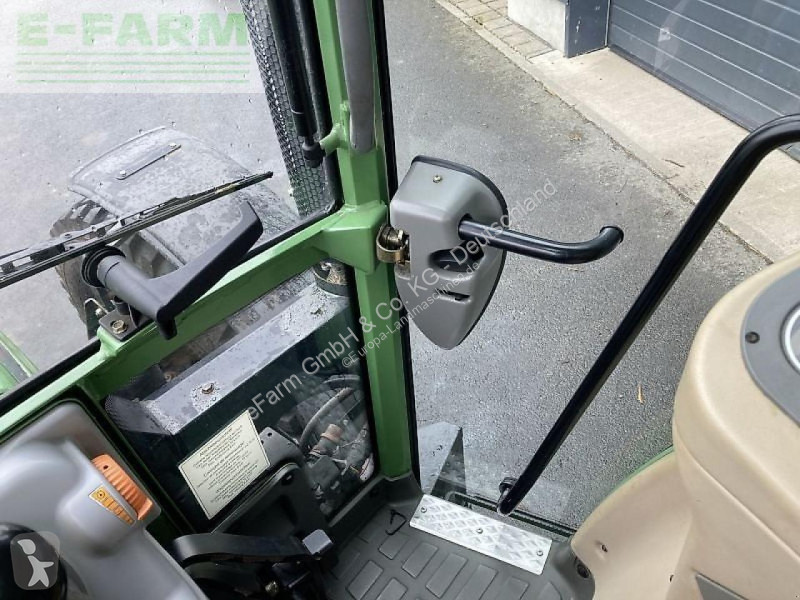 Tracteur agricole Fendt  211 vario