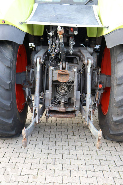 Zemědělský traktor Claas Axion 810