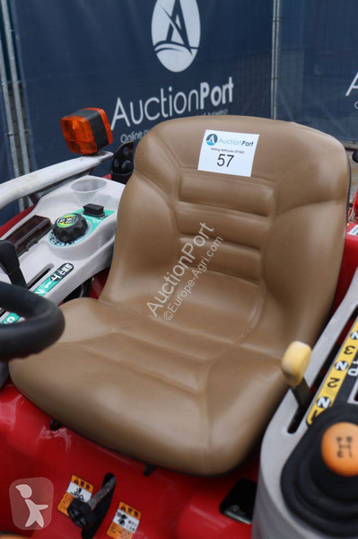 Zemědělský traktor Yanmar CT118