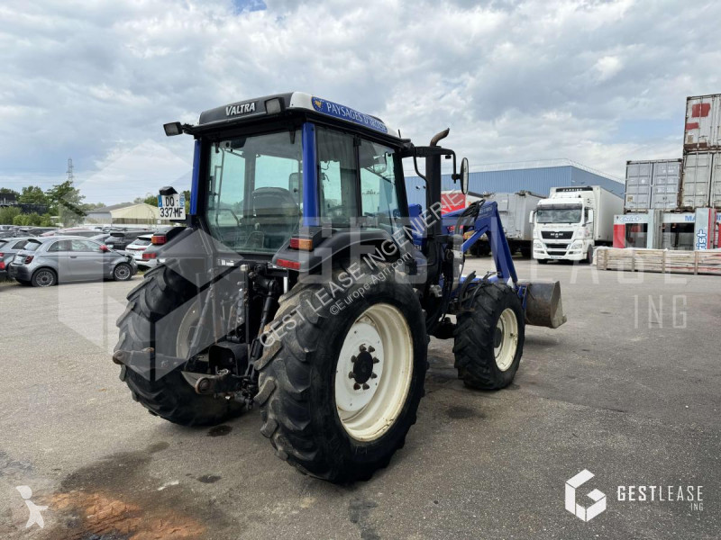 Tractor Valtra A72