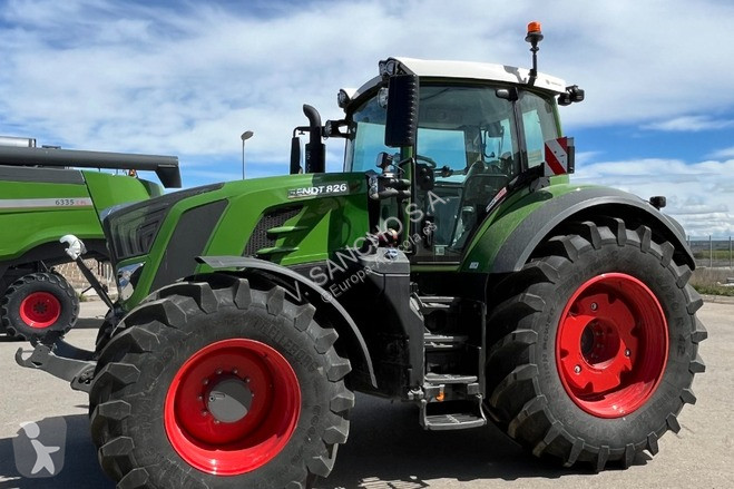 Tractor Fendt FENDT 826 VARIO S4 PROFI PLUS