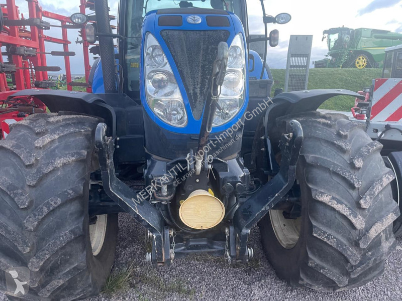جرار زراعي New Holland T7.200 AC