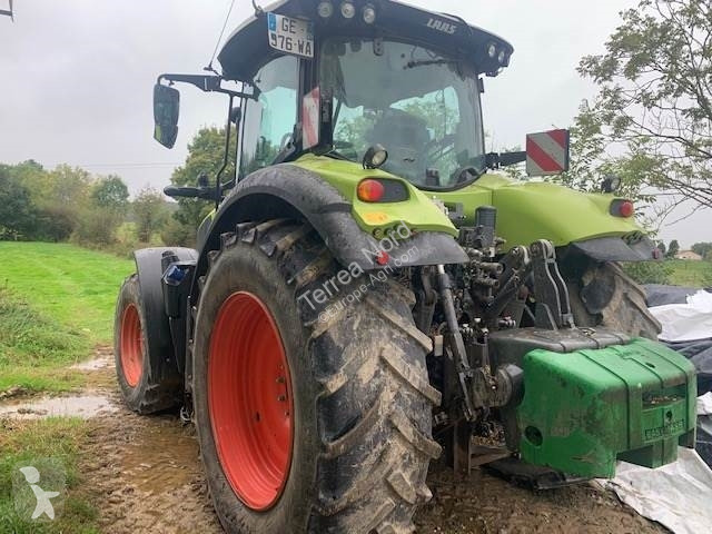 Tracteur agricole Claas AXION 800