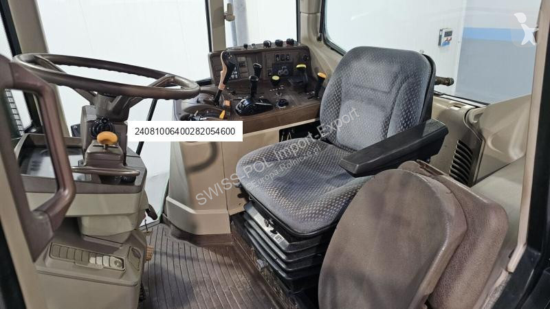 Traktor John Deere 6120
