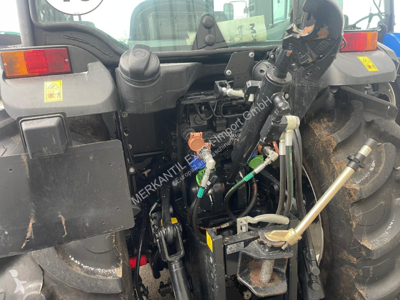 Tracteur agricole New Holland T4.100F...