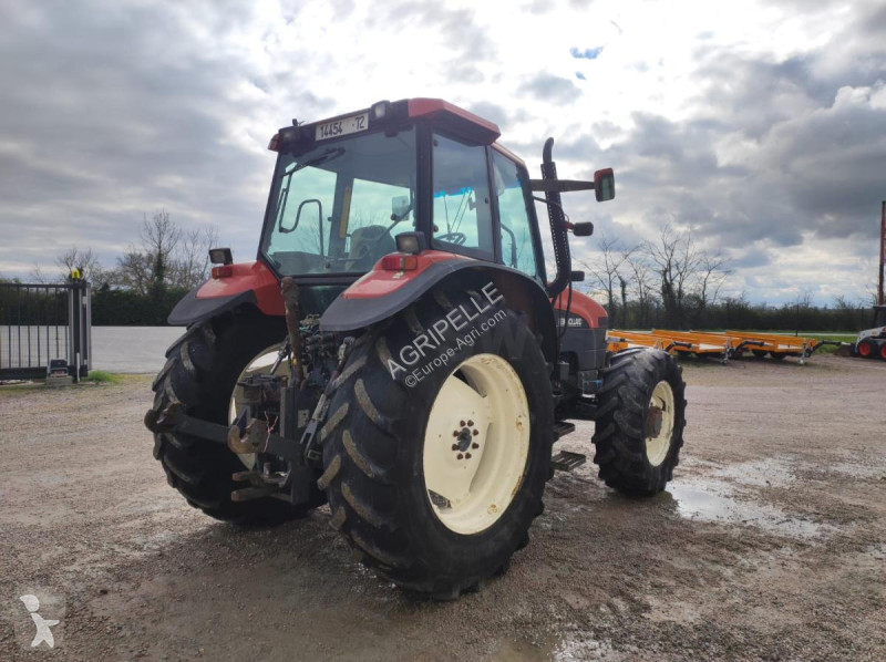 Tracteur agricole New Holland M100