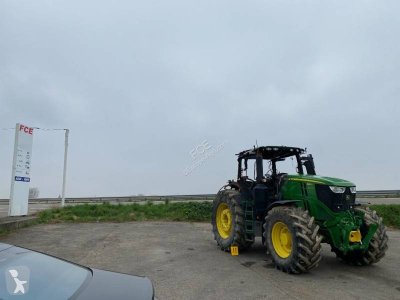 Tractor John Deere 6250 R / AutoPower endommagé
