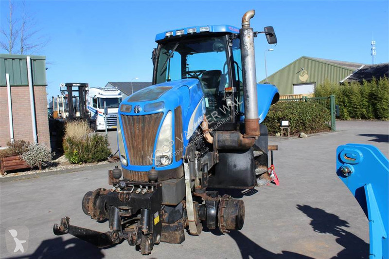 Tracteur agricole New Holland T8020