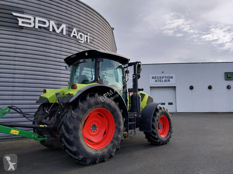 Tracteur agricole Claas